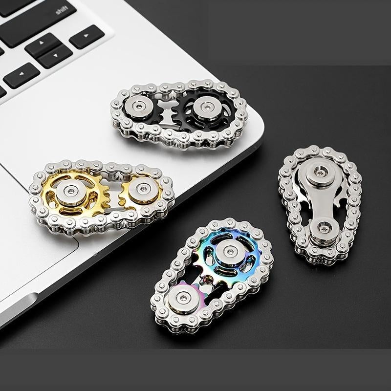 Finger Top Gear Gyro Toy, 1 Count Creative Fingertip Gear Chain, Stress Relief Tabletop Toy, Novelty Perfect Gift for Teenagers & Adults